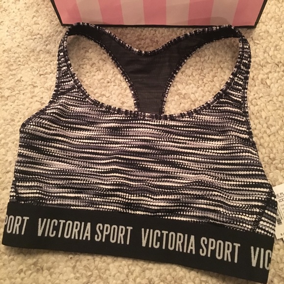 Victoria Secret sports bra size small NWT - Picture 2 of 6